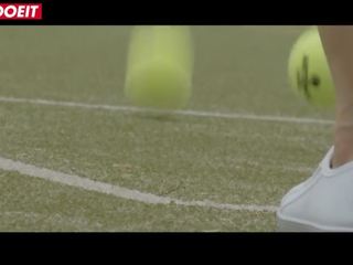 Letsdoeit - smashing tennis spelare borrade hård i henne fantasi vuxen video- session