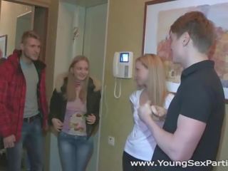 Lina napoli - alice - tieners neuken en schieten het op camera xxx video- clips