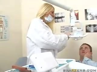 Super teen busty blonde dentist films her boobs to a patient