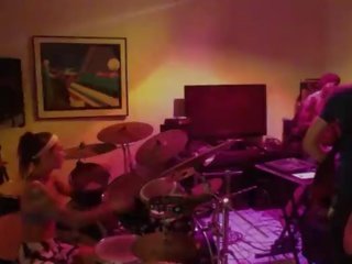 Felicity Feline long drum and jam with friends in los angeles behind the scenes