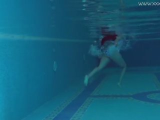 Andreina De Luxe in captivating Underwatershow